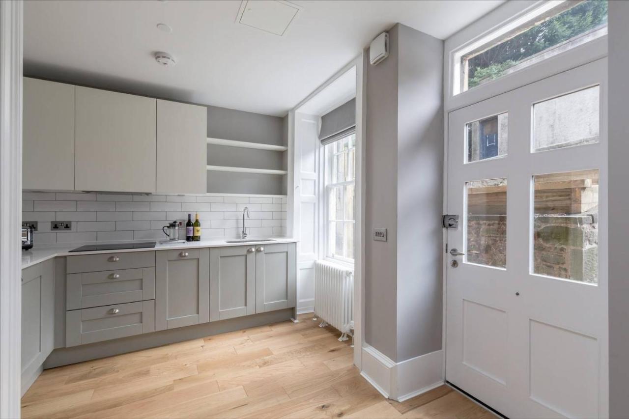 Joivy Luxurious 2Br Home Near Haymarket Station Эдинбург Экстерьер фото
