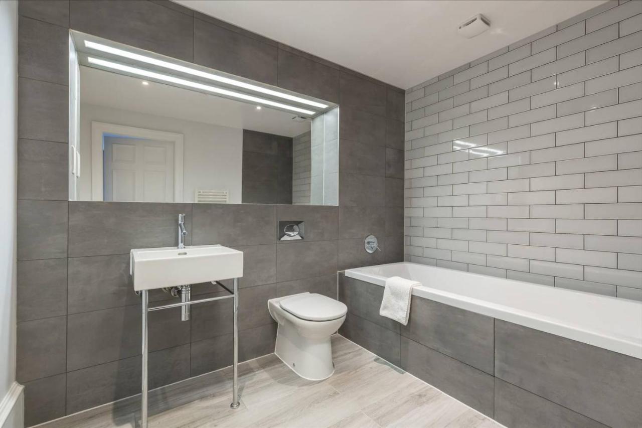 Joivy Luxurious 2Br Home Near Haymarket Station Эдинбург Экстерьер фото