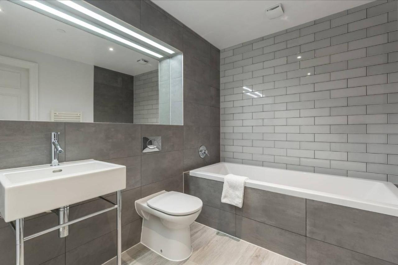 Joivy Luxurious 2Br Home Near Haymarket Station Эдинбург Экстерьер фото